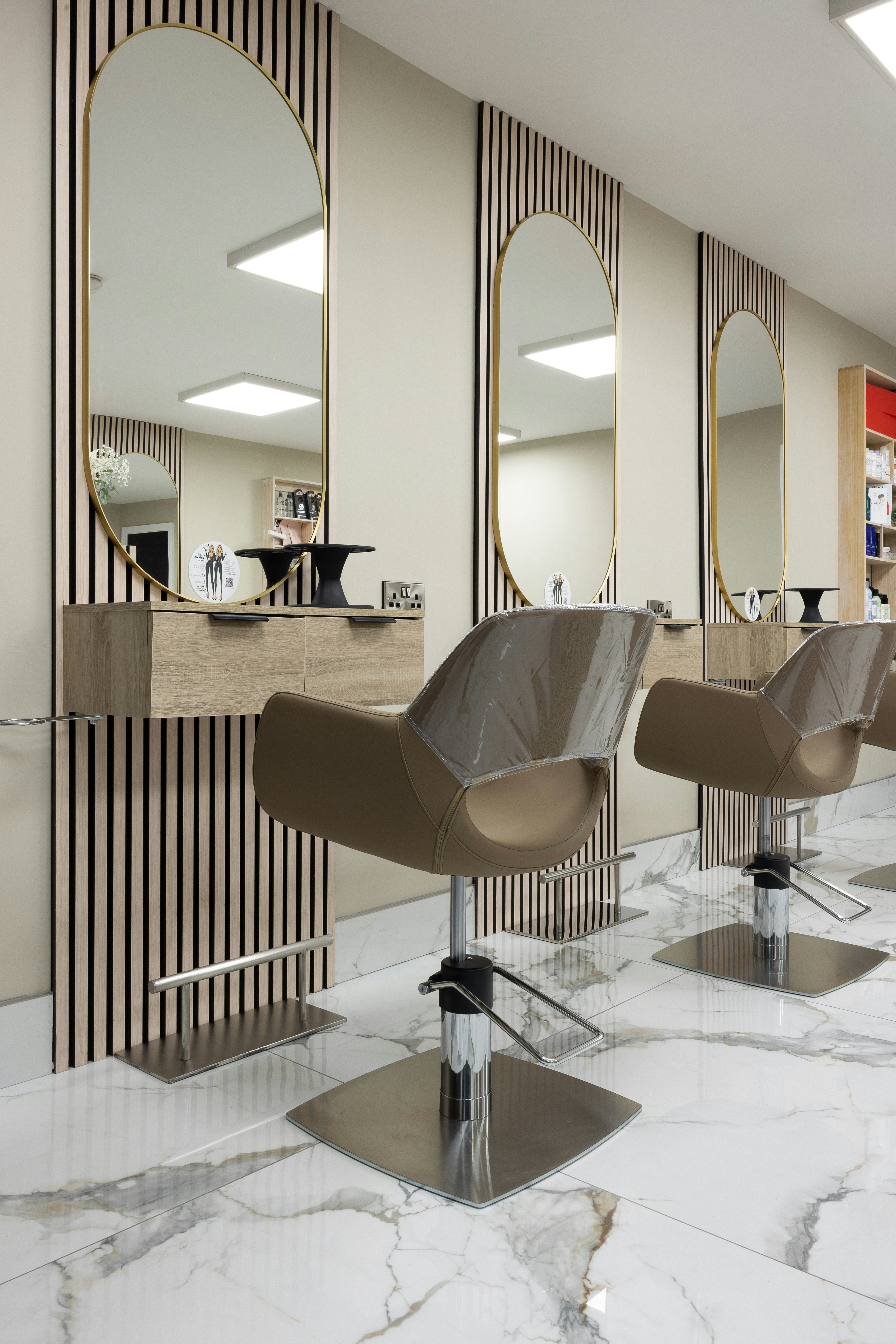 Salon interior